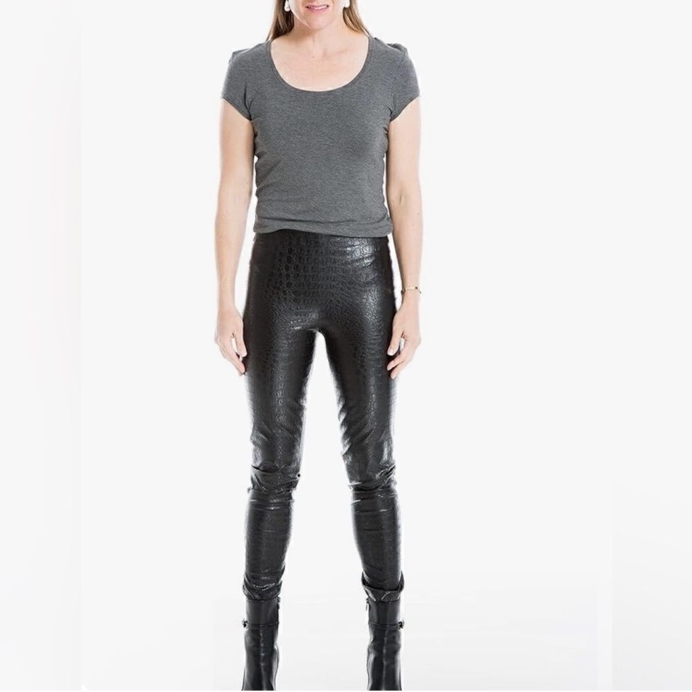 Max Studio Women's Skinny Leg Leatherette Pant Pull-On Leather Black Size XS